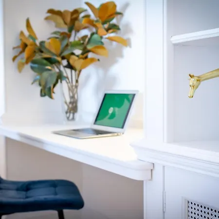 Banus - Puerto Banus Marina Harbour Seafront *