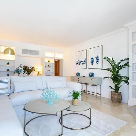 Διαμέρισμα Banus - Puerto Banus Marina Seafront - Premium 2br - 2ba - Outdoor Balcony - Panoramic Marina & Mediterranean Views - Stunning Sunsets - Heart Of Puerto Banus - Direct Access - Steps From El Corte Ing Luxury Shopping
