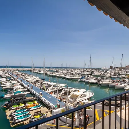 Banus - Puerto Banus Marina Seafront - Premium 2br - 2ba - Outdoor Balcony - Panoramic Marina & Mediterranean Views - Stunning Sunsets - Heart Of Puerto Banus - Direct Access - Steps From El Corte Ing Luxury Shopping * Μαρμπέλλα