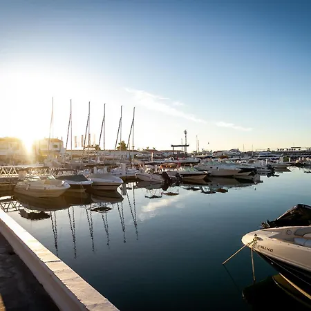 Banus - Puerto Banus Marina Seafront - Premium 2br - 2ba - Outdoor Balcony - Panoramic Marina & Mediterranean Views - Stunning Sunsets - Heart Of Puerto Banus - Direct Access - Steps From El Corte Ing Luxury Shopping Διαμέρισμα *