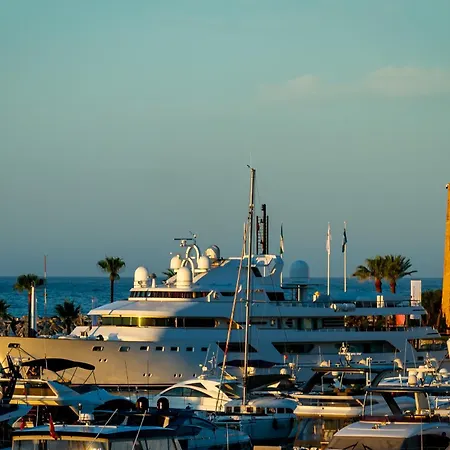 Διαμέρισμα Banus - Puerto Banus Marina Seafront - Premium 2br - 2ba - Outdoor Balcony - Panoramic Marina & Mediterranean Views - Stunning Sunsets - Heart Of Puerto Banus - Direct Access - Steps From El Corte Ing Luxury Shopping