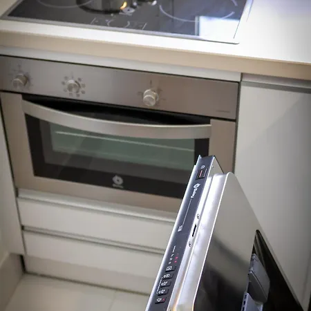 Banus - Puerto Banus Marina Harbour Seafront *