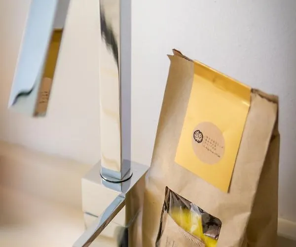 Banus - Puerto Banus Marina Harbour Seafront *