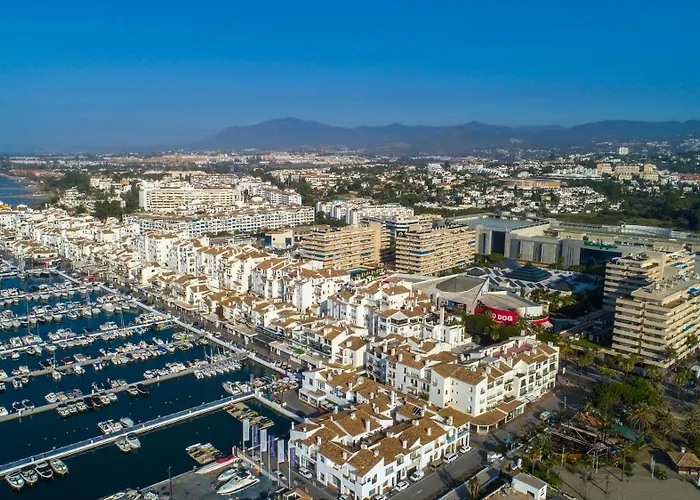 Banus - Puerto Banus Marina Harbour Seafront Apartment Marbella