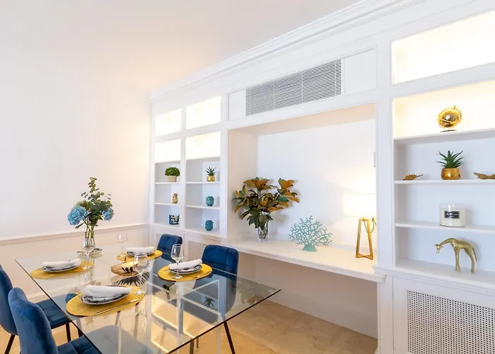 Banus - Puerto Banus Marina Harbour Seafront Marbella