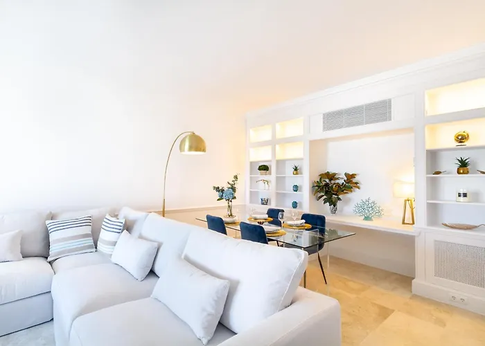 Banus - Puerto Banus Marina Harbour Seafront *