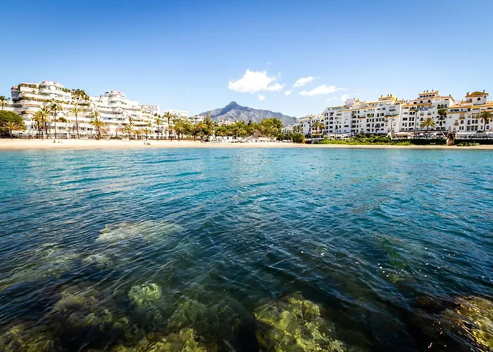 Banus - Puerto Banus Marina Harbour Seafront *