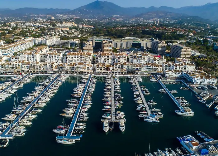 Апартаменти Banus - Puerto Banus Marina Harbour Seafront Марбелья