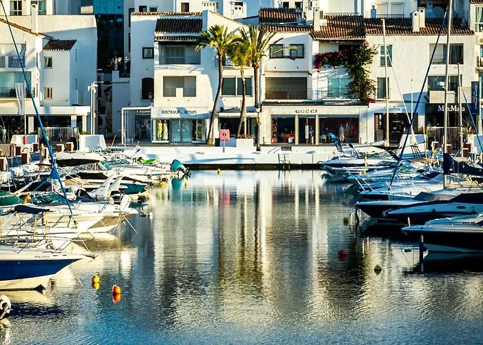 Banus - Puerto Banus Marina Harbour Seafront * Marbella